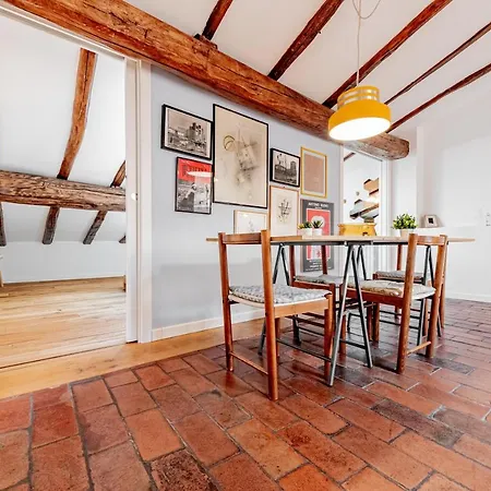 Realkasa Pratello Flat Appartement